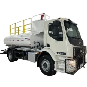 Caminhão Pipa - Volvo VM 290 4x2